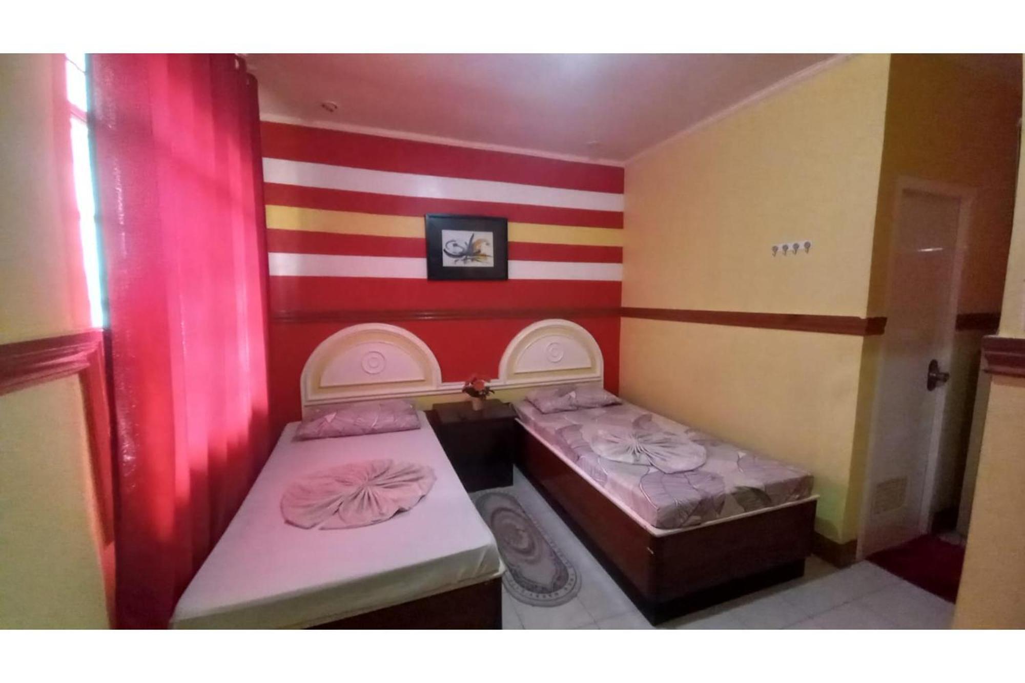 Oyo 1048 Jomckayl Apartelle Naga  Extérieur photo