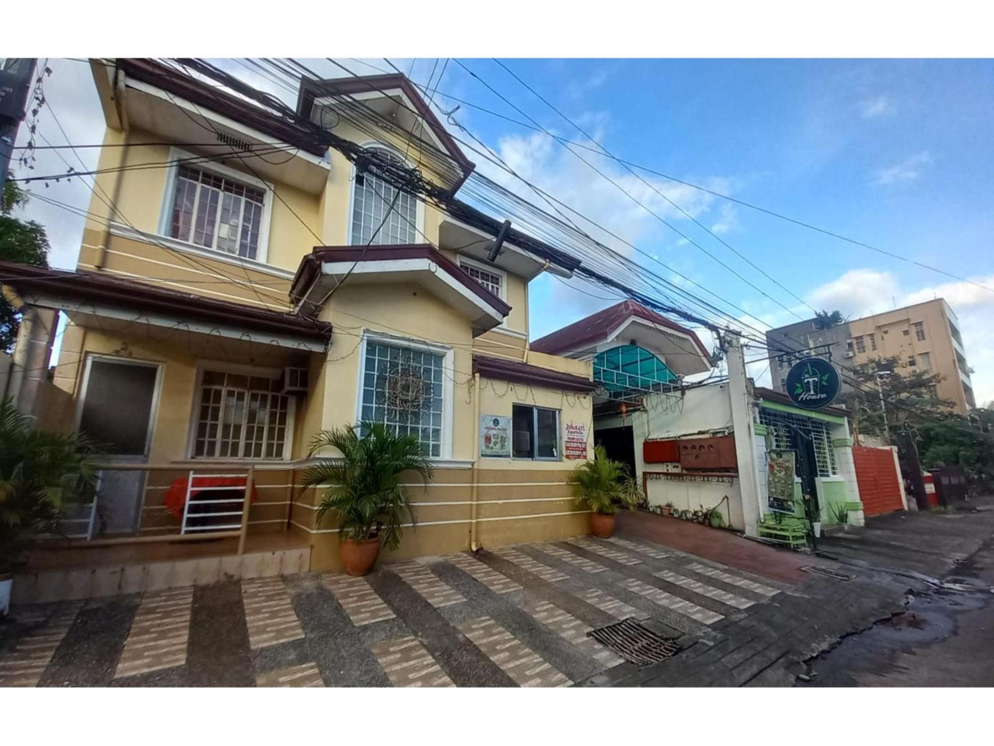 Oyo 1048 Jomckayl Apartelle Naga  Extérieur photo