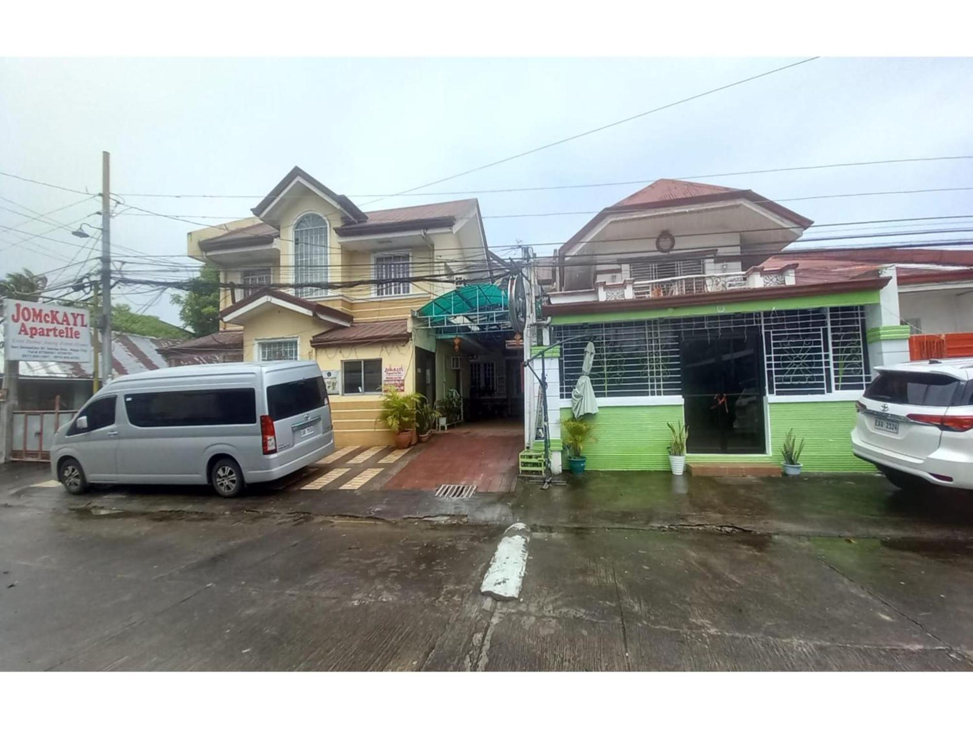 Oyo 1048 Jomckayl Apartelle Naga  Extérieur photo